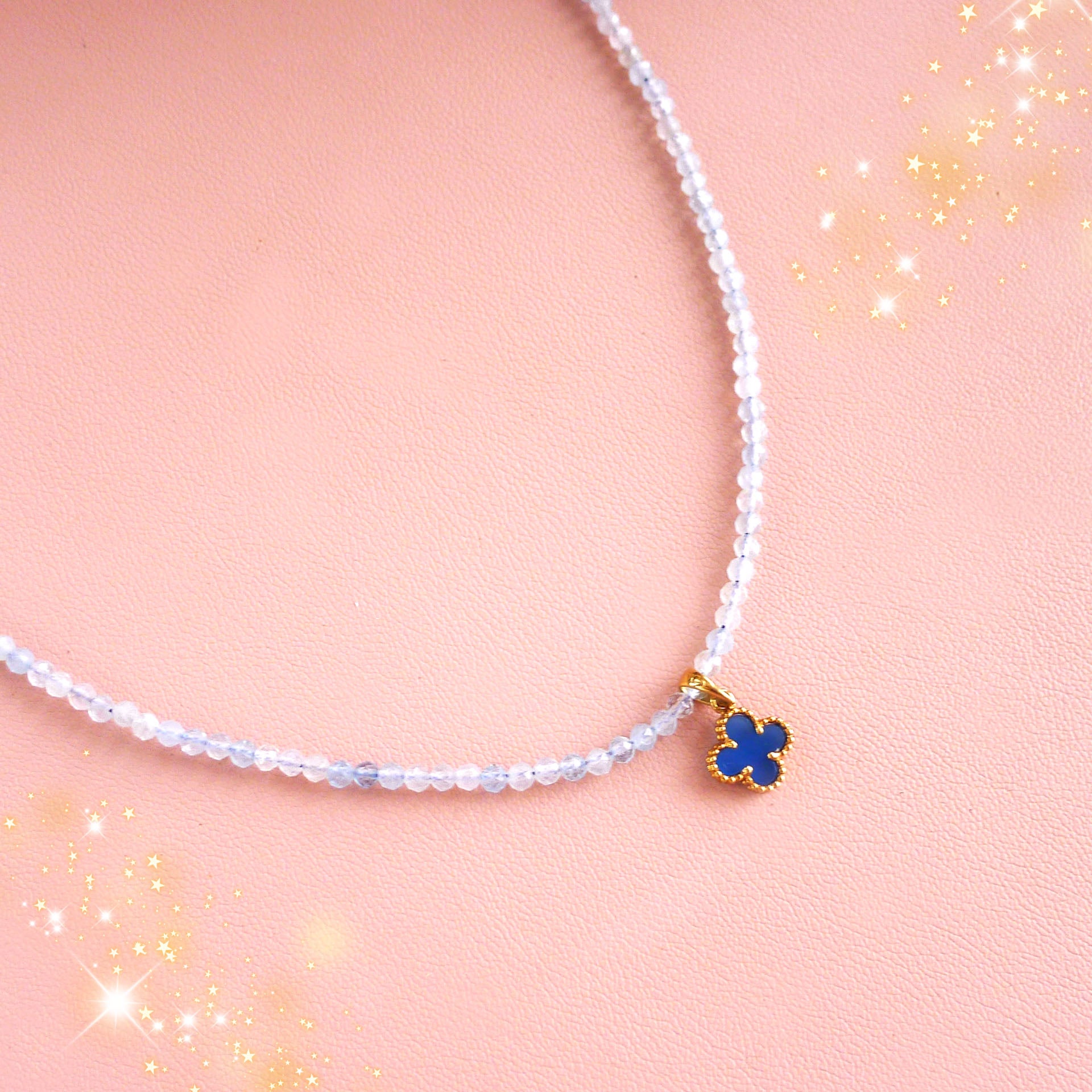 DAINTY AQUAMARINE NECKLACE WITH 18K GOLD CLOVER PENDANT